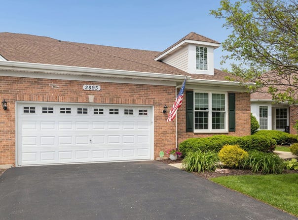 2893 Bond Circle, Naperville, IL 60563