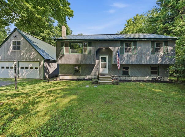 21 Evergreen Drive, Goffstown, NH 03045