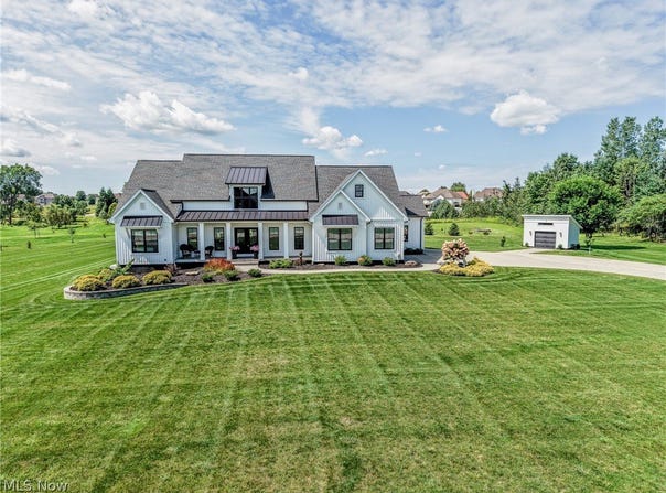5502 Broadview Road, Richfield, OH 44286