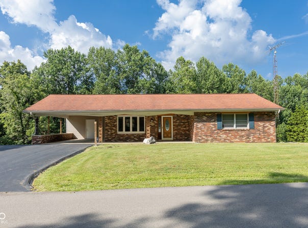 1289 Judah Logan Road, Bedford, IN 47421