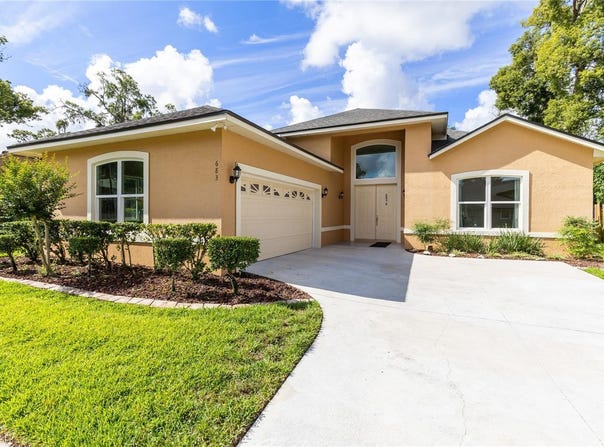 683 OAK HOLLOW Way, ALTAMONTE SPRINGS, FL 32714