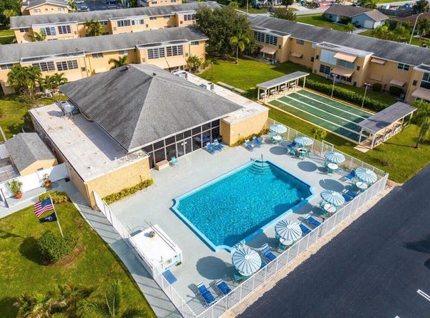 2102 NE 1st Way 206, Boynton Beach, FL 33435
