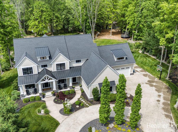 8069 Ella Terrace Court, Rockford, MI 49341