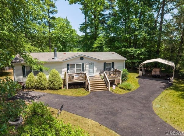93 Fig Court, Bracey, VA 23919