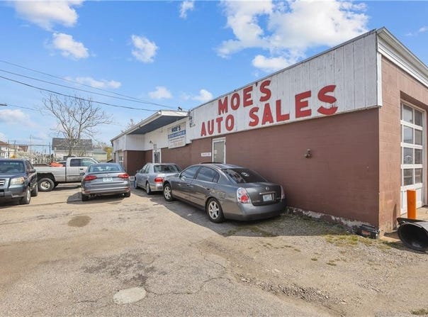 19 Benefit Street, Pawtucket, RI 02861