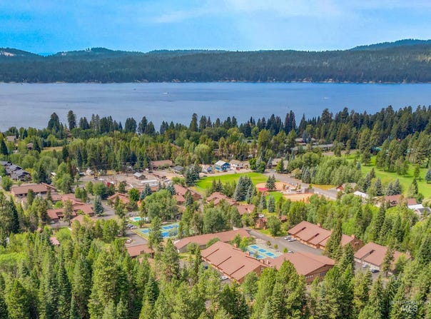 1607 Davis Avenue, McCall, ID 83638