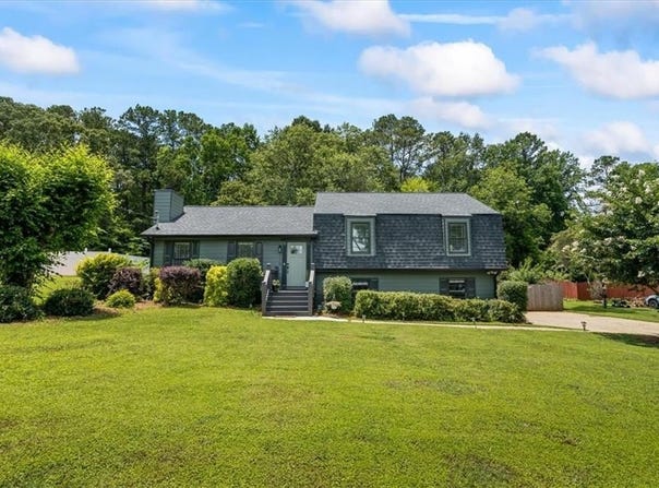 110 Village Court, Woodstock, GA 30188