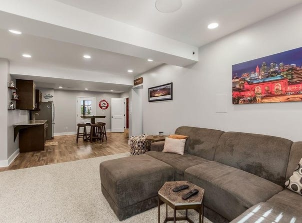 488 S 137th Place, Bonner Springs, KS 66012