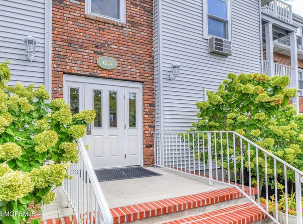 65 Whitefield Avenue, Ocean Grove, NJ 07756