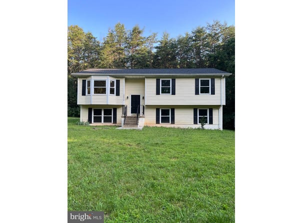 10214 UNIQUE TRAIL, RIXEYVILLE, VA 22737