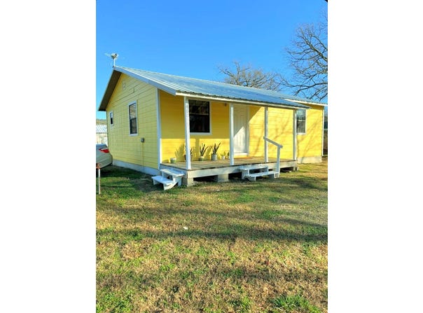 46855 Bengal Rd, Wister, OK 74966