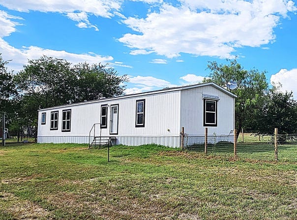 200 W 6th Street, Thornton, TX 76687