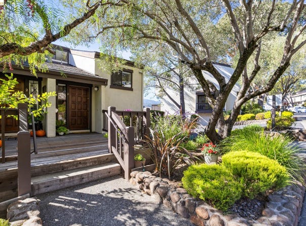 45 Corte Real, Larkspur, CA 94904