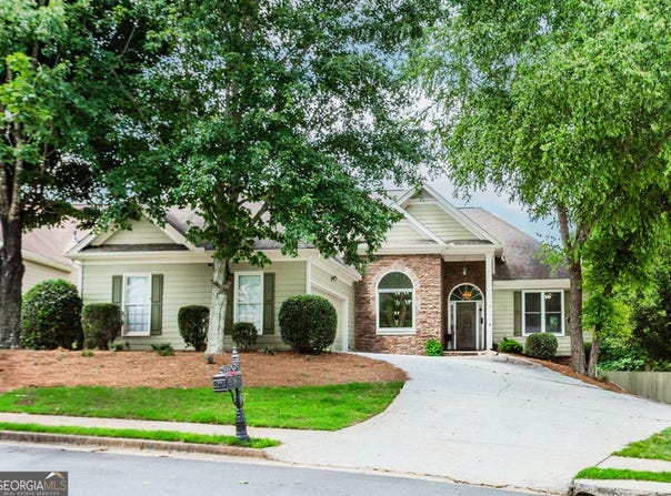 1122 Cayuga, Dacula, GA 30019