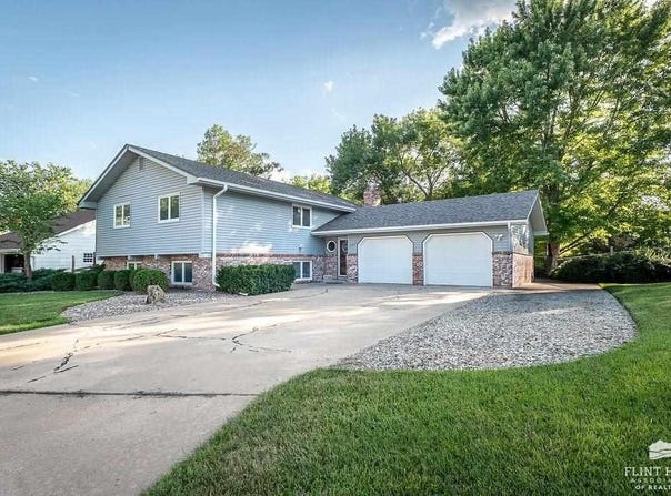 2941 Dimrill Stair, Manhattan, KS 66503
