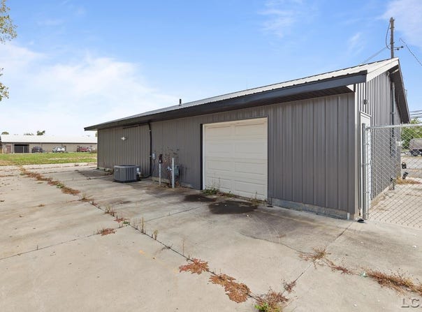 1105 E Beecher Street, Adrian, MI 49221