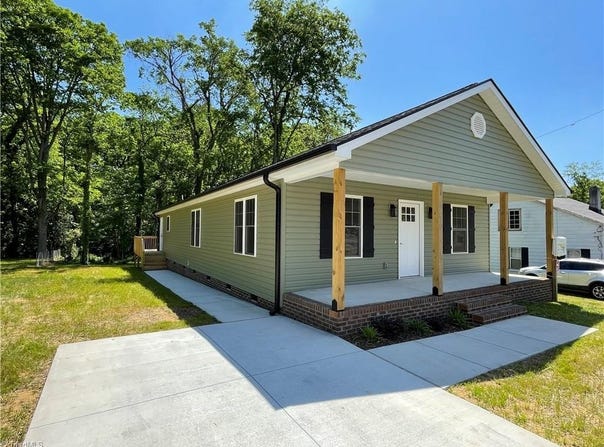 319 E 3Rd Ave Extension, Lexington, NC 27292