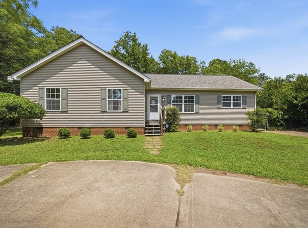 17155 Riddick Rd, Smithfield, VA 23430