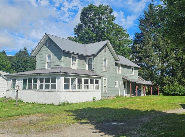 106 W Lamoka Avenue, Bath, NY 14879