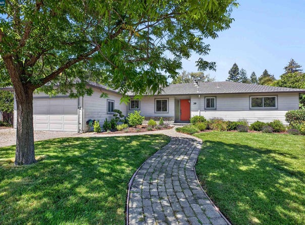 39 Donna Maria Way, Orinda, CA 94563