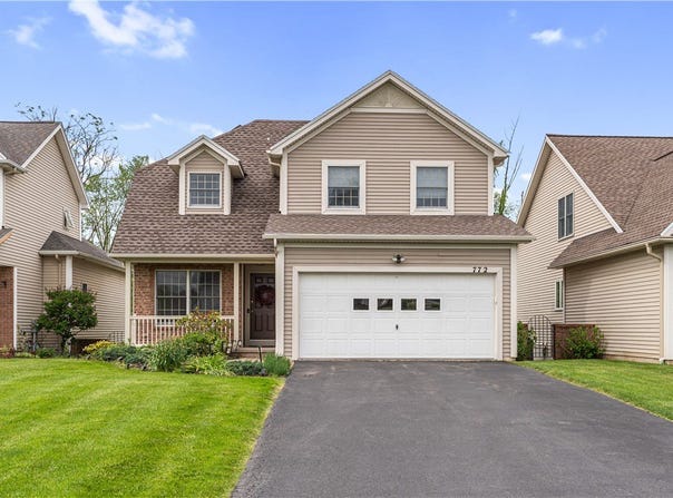 772 Bel Arbor, Webster, NY 14580