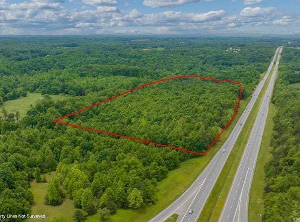 2306 Hoots Road, Yadkinville, NC 27055