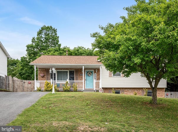 153 PEMBRIDGE DRIVE, WINCHESTER, VA 22602