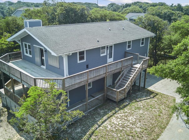 5805 E Landing Drive, Emerald Isle, NC 28594