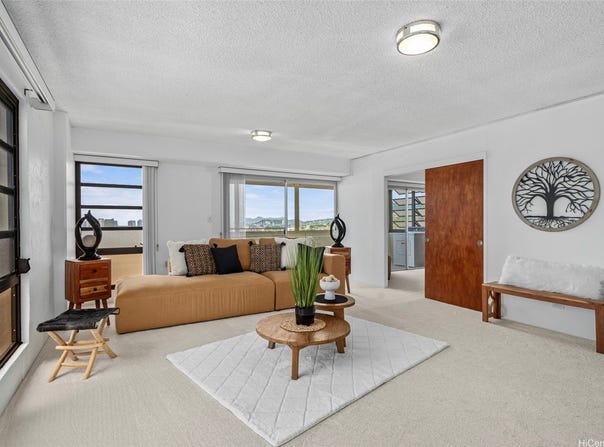 3350 Sierra Drive 601, Honolulu, HI 96816