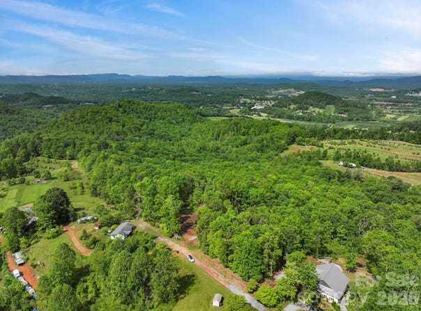 John Delk Road, Hendersonville, NC 28792