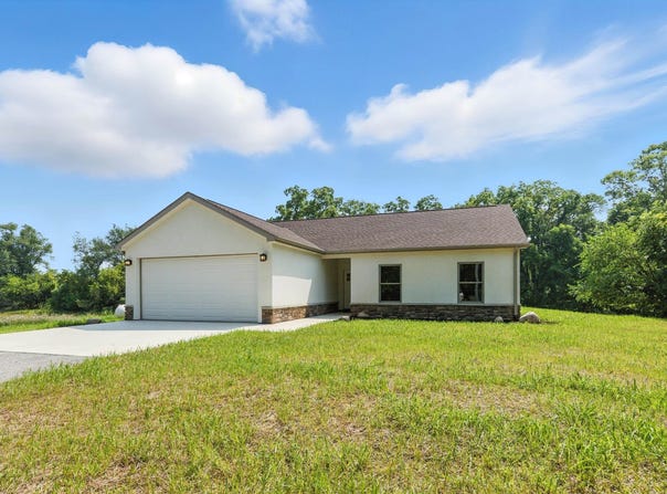 3860 W Orland Road, Angola, IN 46703