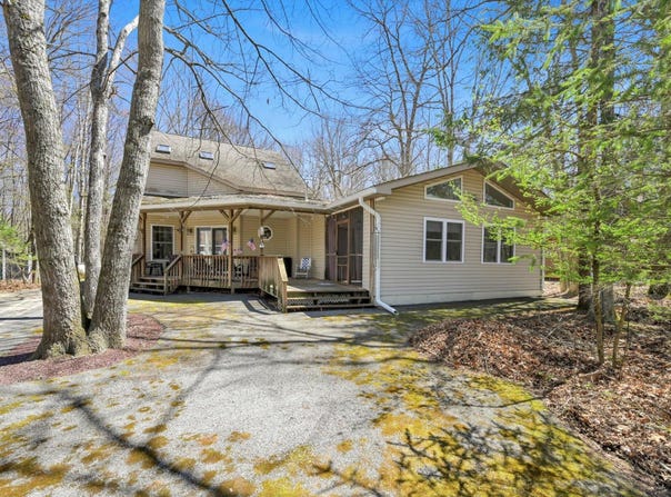 76 Thomas Lane, Albrightsville, PA 18210