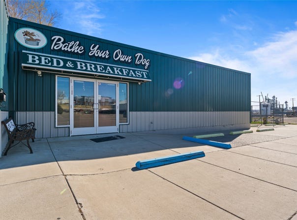 1100 Smelter Avenue NE, Black Eagle, MT 59414