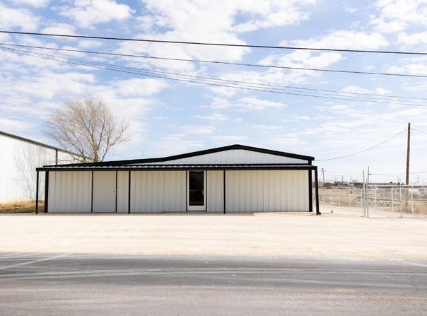 207 S Rex Avenue, TX 79733
