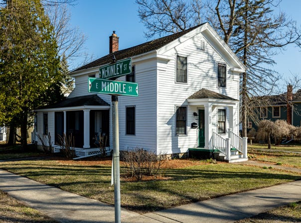 303 E Middle Street, Chelsea, MI 48118