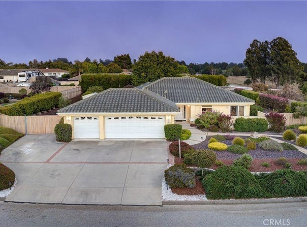585 Red Tail Meadow Lane, Arroyo Grande, CA 93204