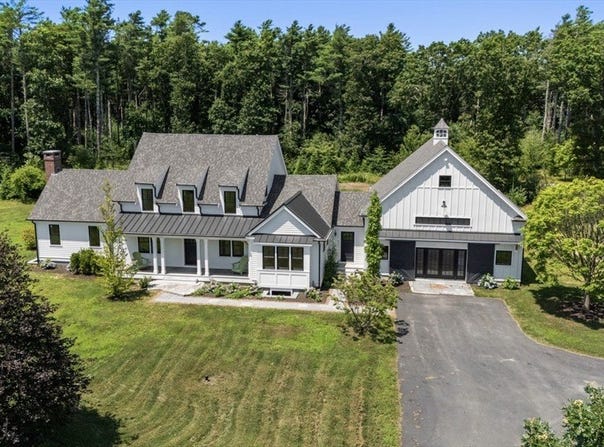 59 Alexander Booker Rd, Falmouth, MA 02536