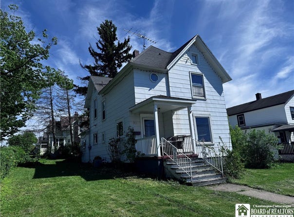 83 E Doughty Street, Dunkirk, NY 14048