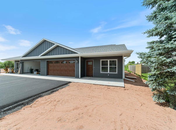 3317 Baxter Ave, Superior, WI 54880