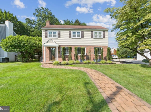 340 E THOMSON AVENUE, SPRINGFIELD, PA 19064