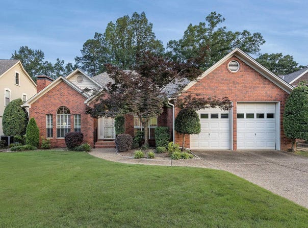 16 Masters Place Drive, Maumelle, AR 72113