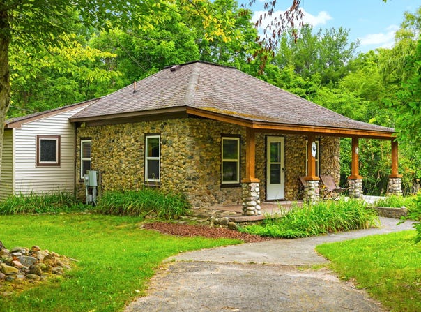 10150 SE East Torch Lake Drive, Alden, MI 49612