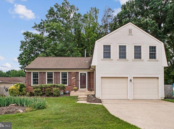 9739 IRONMASTER DR, BURKE, VA 22015