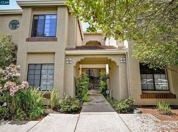 5012 Lakeview Dr, San Ramon, CA 94582