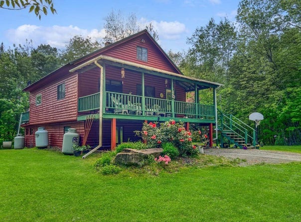 7 Peterson Road, Bowerbank, ME 04426