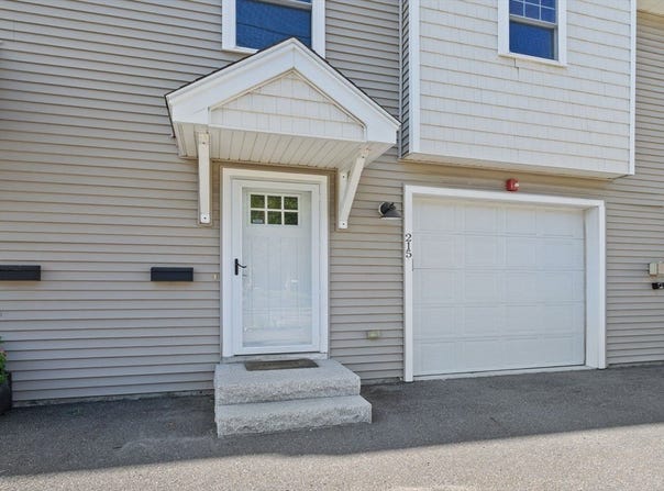 215 Main Street, Maynard, MA 01754