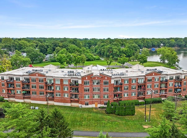 20971 Shoreline Court, Noblesville, IN 46062