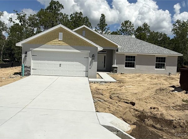777 W Hallam Drive, Citrus Springs, FL 34434