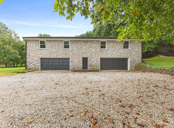 7921 N Fox Hollow Road, Bloomington, IN 47408
