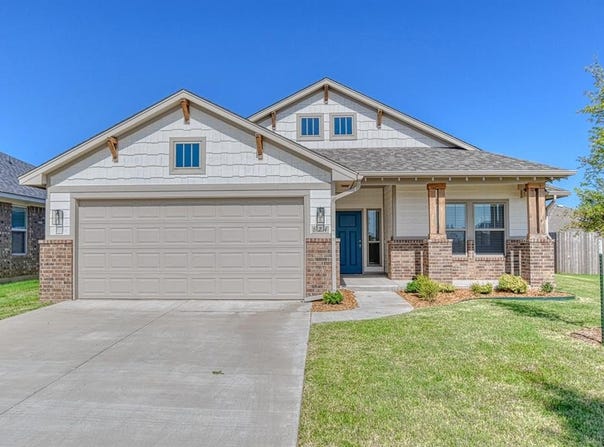 624 Caladium Drive, Yukon, OK 73099